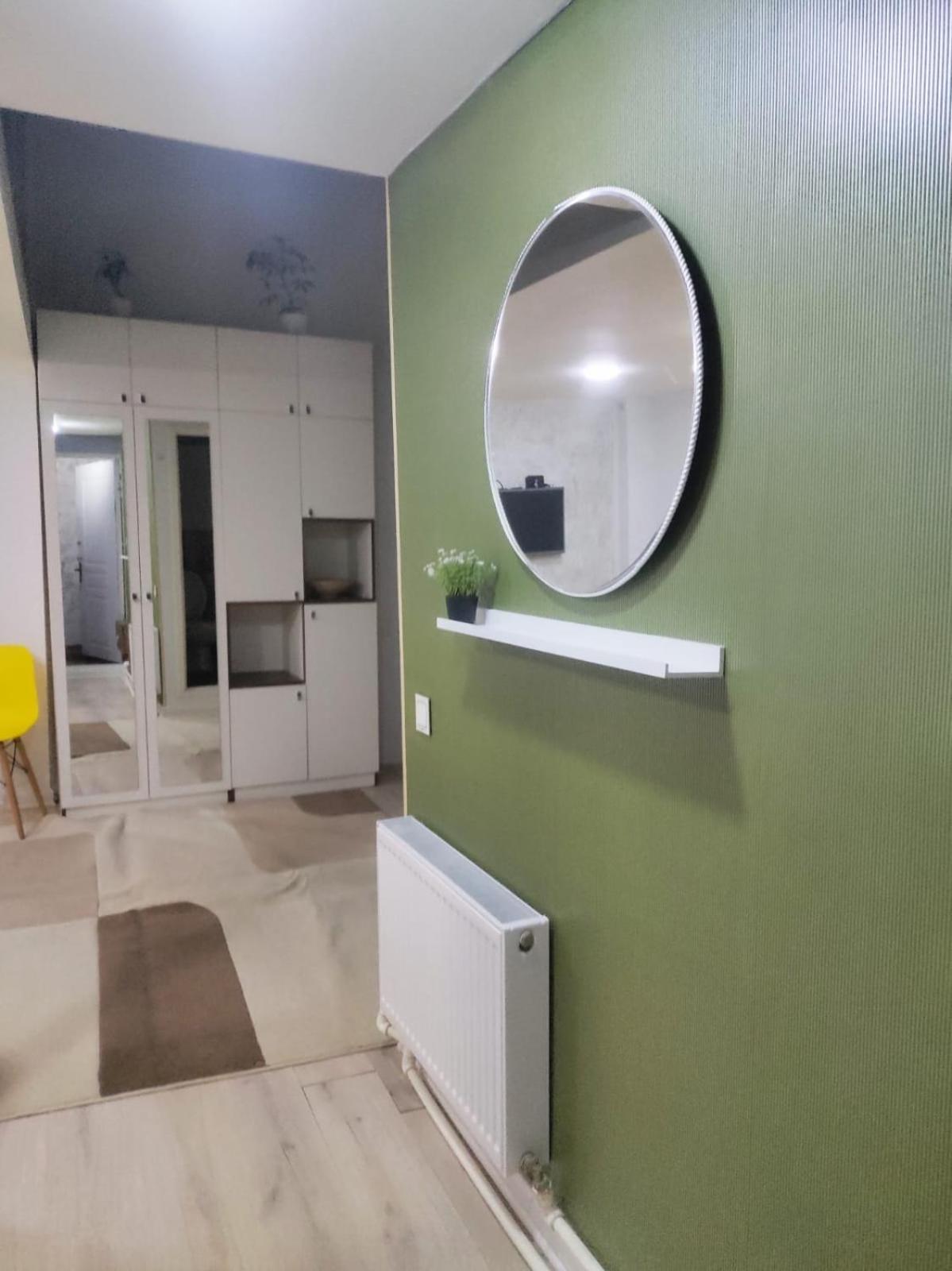 Comfortable Apartment Nizami Street Bakoe Buitenkant foto