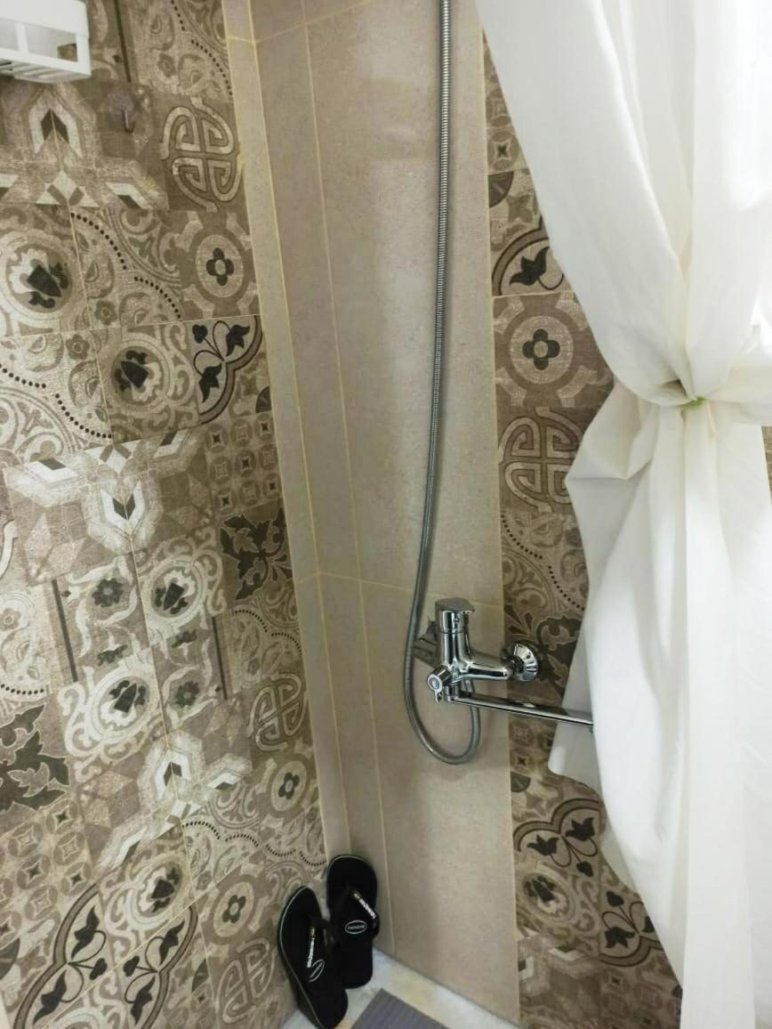 Comfortable Apartment Nizami Street Bakoe Buitenkant foto